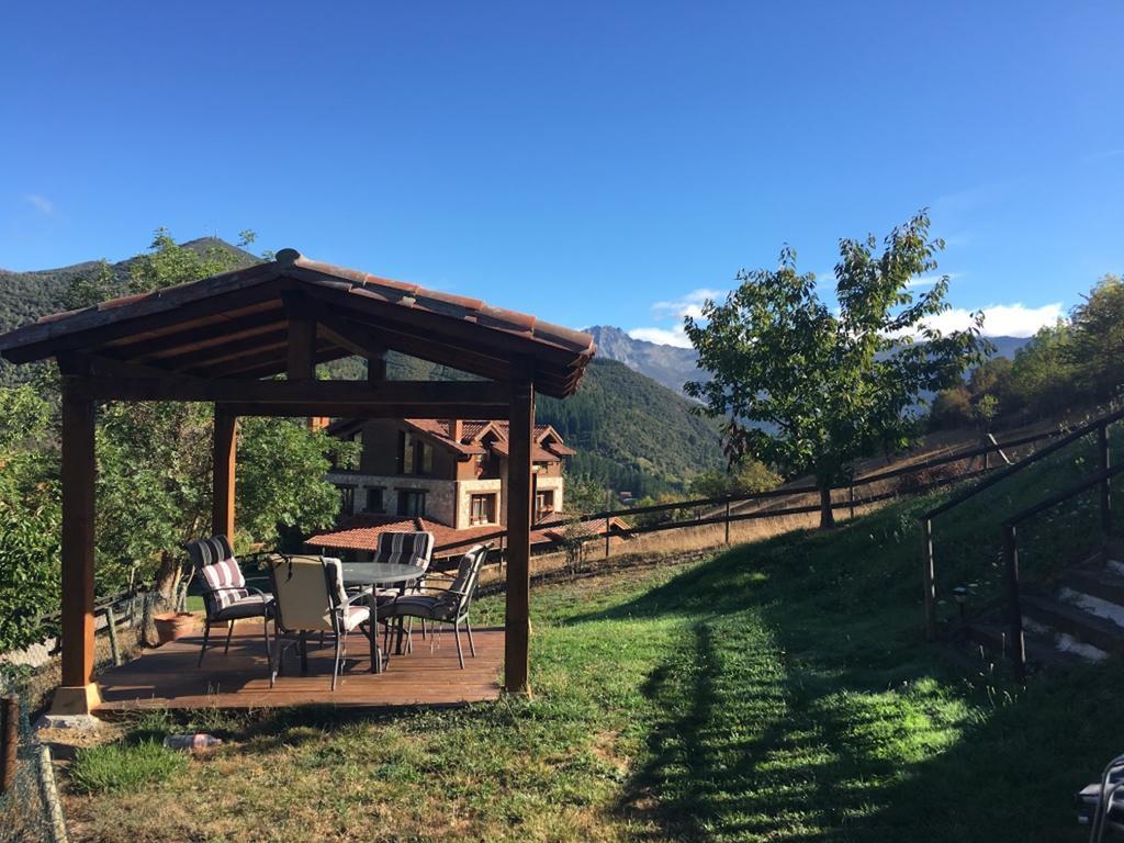 Posada El Bosque Mieses Esterno foto